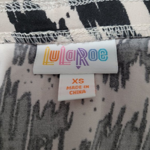 LuLaRoe Jennifer Skirt with Gabby top - Picture 3 of 4